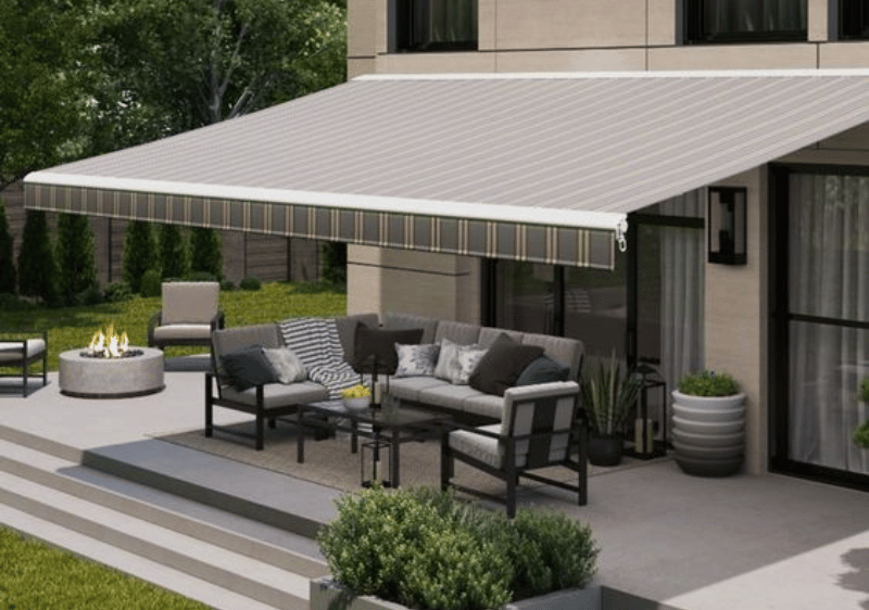 The Benefits of Retractable Fabric Awnings for Your Outdoor Space