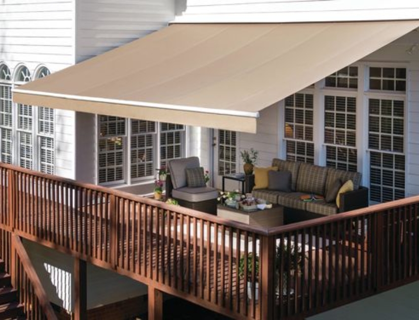 Retractable Fabric Awning